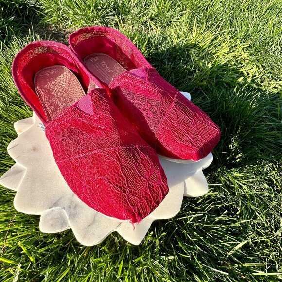 Toms Size 6.5 Shoes Womens Classic Slip On Raspberry Lace Comfort Casual Flats R - Picture 9 of 14